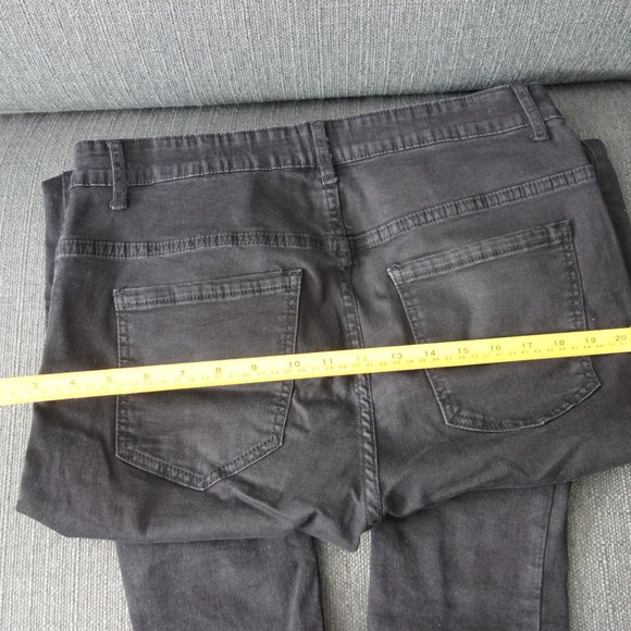 Daily Denim with Rips at the Knees Designed in Quebec Size 32 Black Pants - Picture 12 of 12